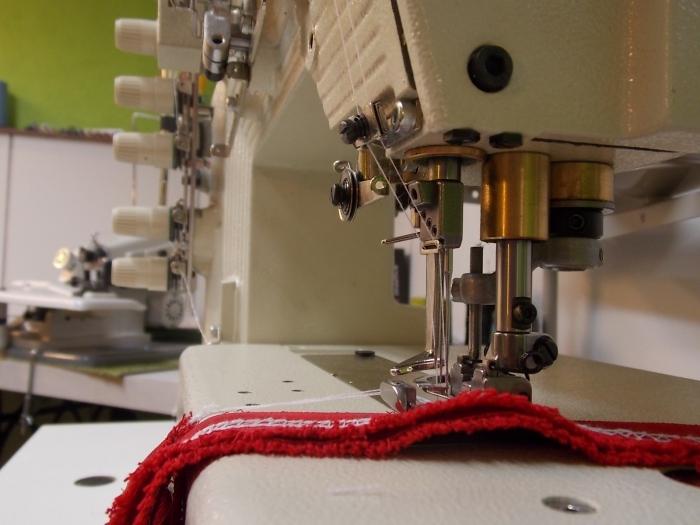 ¿Una costurera en casa es un trabajo a tiempo parcial o una profesión?