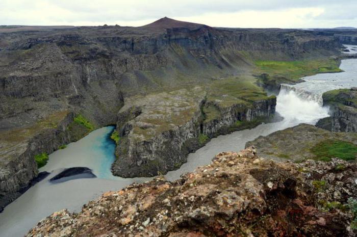 Islandia es un país de géiseres y naturaleza prístina