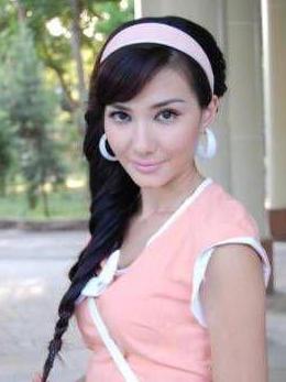 el más bello uzbeko